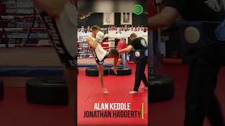 Muay Thai Switch Hitting - Training with Alan Keddle and Jonathan Haggerty