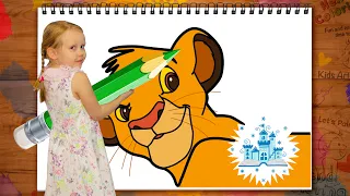 Эльза рисует и разукрашивает героев мультфильмов король лев Симба Раскраска для малышей Учим цвета