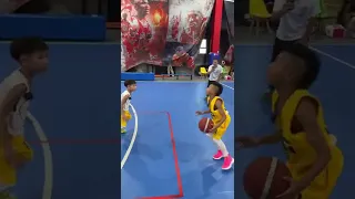 6112,Shaq vs her litter brother playing basketball