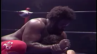 Junkyard Dog vs. Hacksaw Butch Reed (1983/07/29)