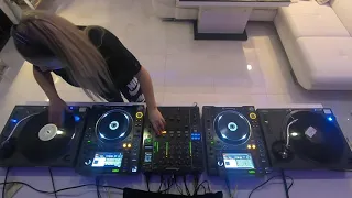 Nina Suerte - CLASSIC MIX - Trance & Hardstyle - Vinyl & CD