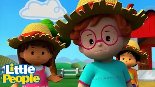 Fisher Price Little People | Little Veterinarian | New Episodes | Kids Movie