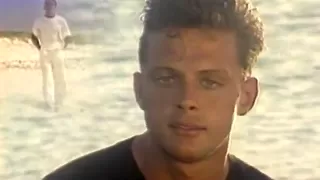 Luis Miguel - Tengo Todo Excepto A Ti (Official Music Video)