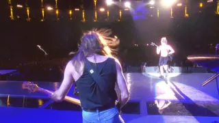 AC/DC - Hail Caesar (Plaza De Toros De Las Ventas, July 1996)