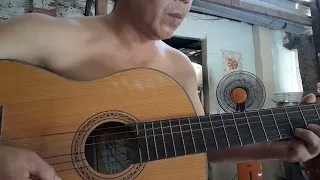 guitar thùng anh ở đầu sông em cuối sông