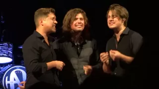 Hanson Too Much Heaven Live - First Time EVER! - NO MICS!!