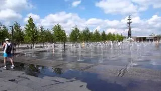 Сухой фонтан около парка М.Горького | Dry fountain near Gorky Park.