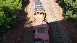 Triplex de locomotiva u20c e u20c1 Namíbia no pátio da rumo