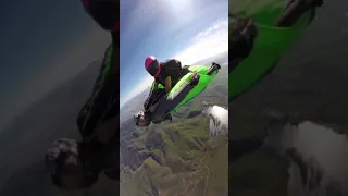 Wingsuit Rodeo Skydive! Yehawwww