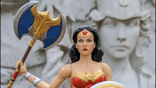 Mezco Toyz Wonder Woman Classic Edition One:12  Collective Action Figure Review Unboxing DC Comics