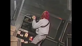 NIRVANA 1992 SNL destruction footage