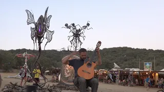 Beautiful acoustic guitar concert at BOOM Festival: Karmameleon