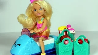 Barbie and Emma shopping in the store Shopkins