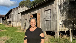 MULHER SAIU DA CIDADE GRANDE PARA MORAR NO SÍTIO COMO ANTIGAMENTE -ELIZA