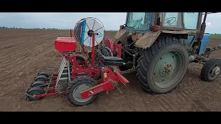 Как доработали сеялку Агрикола. Посев лука Измаильский район Украина. Sowing onions Ukraine.