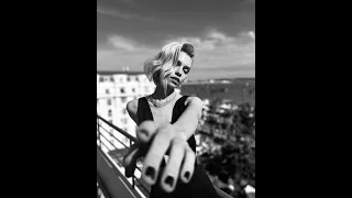 QuickClipsHQ - Stella Maxwell Classic Beauty @ Cannes Film Festival