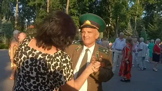 Шлепали шлепки мои и пятки...💃🌹Танцы в парке Горького💃🌹 Харьков 💃🌹Лето 2021