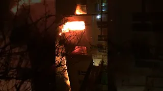 Пожар в многоэтажном доме на переулке Вагонный (автор - Дмитрий Перлович)