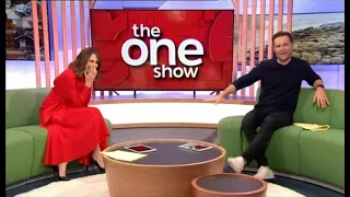 Sofa falls apart on the One Show - 21st October 2021