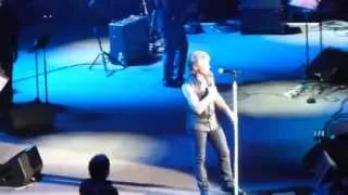 Jon Bon Jovi & Friends - I'm Your Man (Las Vegas 2012) Leonard Cohen Cover