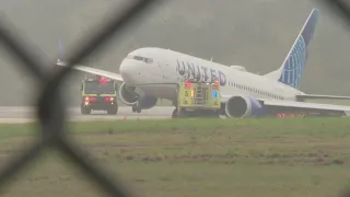 Flights at Houston airport resume after plane goes off runway