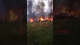 Кадры с места крушения самолёта в Тверской области, который принадлежал Пригожину #shorts #пригожин