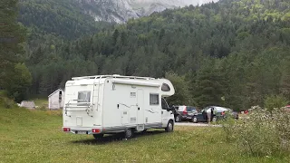 Conducir una autocaravana ( Reglas que te ayudarán)