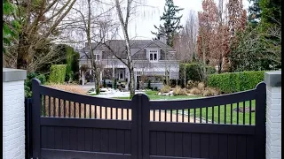 Neighborhood and homes of Jeff Bezos and Bill Gates - Medina WA by Seattle