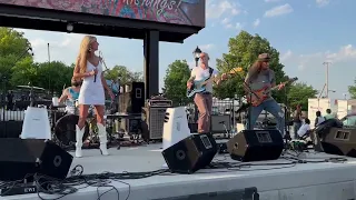 High Heel / Lisa Larsen performing Separate Ways