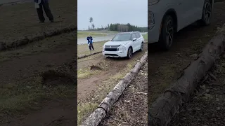 2023 Mitsubishi Outlander PHEV off-Roading on Everyman Driver #NWAPAMudfest