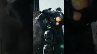 Gipsy Danger Vs Gipsy Avenger