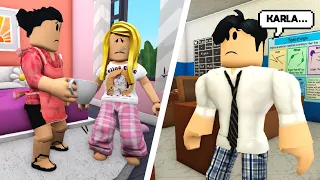 Karla ENFERMA en casa 😢🤧 | Erick la extraña | Mamá vs Roblox