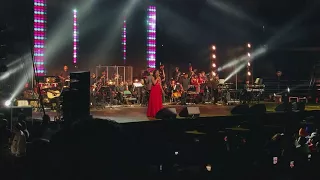 Shreya Ghoshal live NJ Chikni Chameli