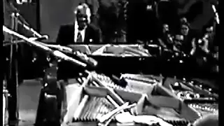 Royal Garden Blues - Count Basie, Oscar Peterson.1974