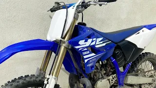 Balade avec le 250 yz avec le poigné un peu trop lourd 😈🤟￼