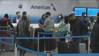 Delta, United cancel flights on Christmas Eve