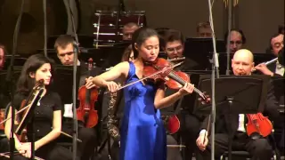 Shoji Sayaka plays Mendelssohn's Violin Concerto in E minor