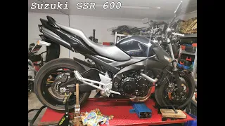 Suzuki GSR 600, regulacja zaworów, TPS, podciśnienia i kilka ciekawostek.