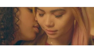 Hayley Kiyoko - SLEEPOVER [Official Music Video]