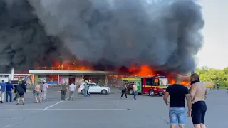 Полтавщина. Кременчук, що так злить окупантів. Росія продовжує вбивати людей мирного населення...