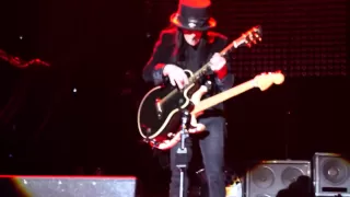 Motley Crue Mick Mars Solo