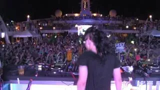 SKRILLEX - SKRILLCAM POV @ HOLY SHIP 2014 - DAY 1