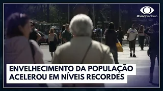 Censo 2022 revela envelhecimento recorde no Brasil | Jornal da Noite
