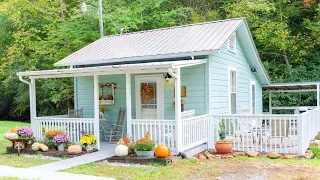 Possibly The Coziest Cottage Tiny House I’ve Ever Seen