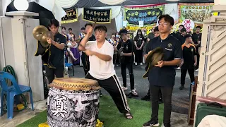 柔佛拉央吉祥醒狮团🇲🇾，前来为我们最敬爱的师母 致哀鼓