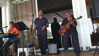 Tom Mawi and Friends from Kabani sing about Suva