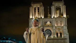 Notre-Dame de Paris brûle une 2ème fois - (Super-héros malgré lui) Scène / Extrait
