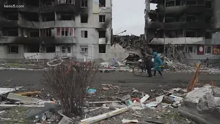 Standoff continues in Mariupol as Ukrainian forces hold off Russian advance