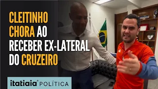 CLEITINHO SE EMOCIONA AO ENCONTRAR EX-LATERAL DO CRUZEIRO