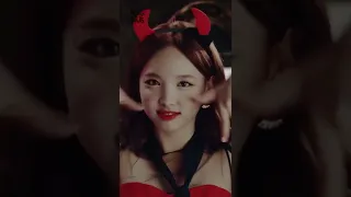 TWICE 'TT'